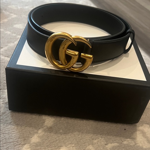 Gucci Black Belt with Gold GG Buckle - Picture 1 of 11